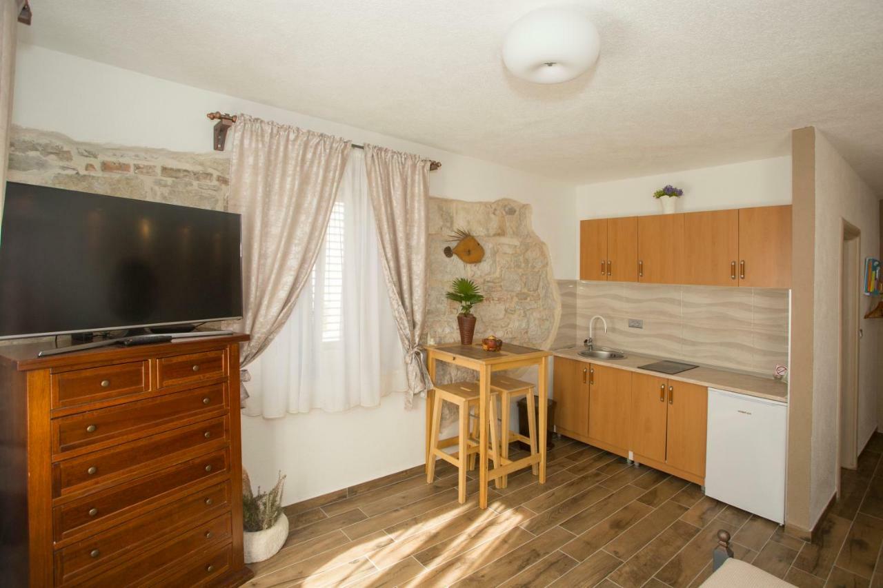 Bossa Studio Apartments Split Buitenkant foto