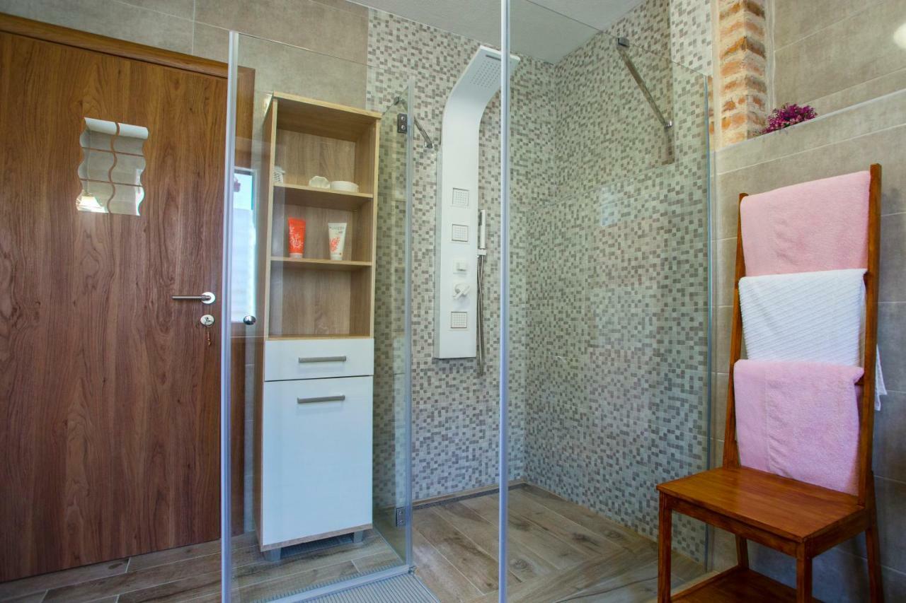 Bossa Studio Apartments Split Buitenkant foto